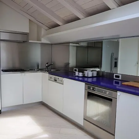Apartment D'azeglio Light - The Place